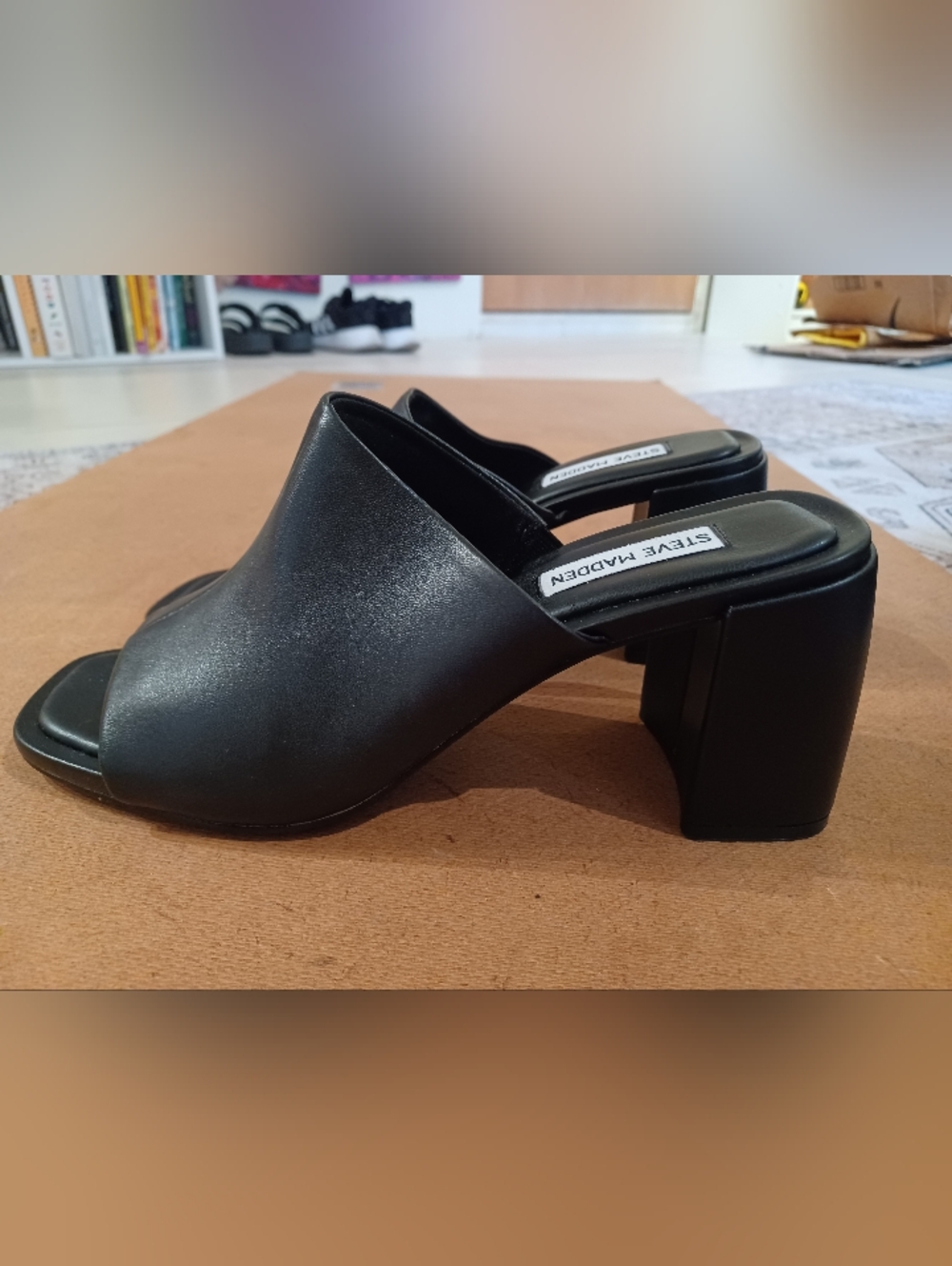 Steve Madden Black Leather Open-Toe Heel Mule